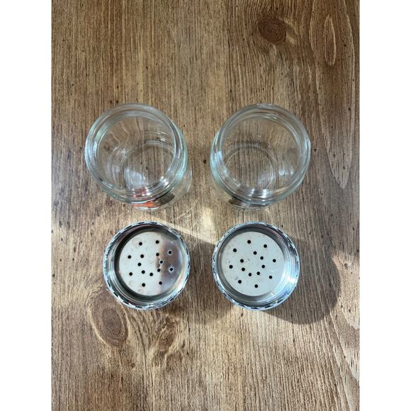 Vintage Disney Mickey and Minnie Mouse Spice Shakers - Picture 7 of 7